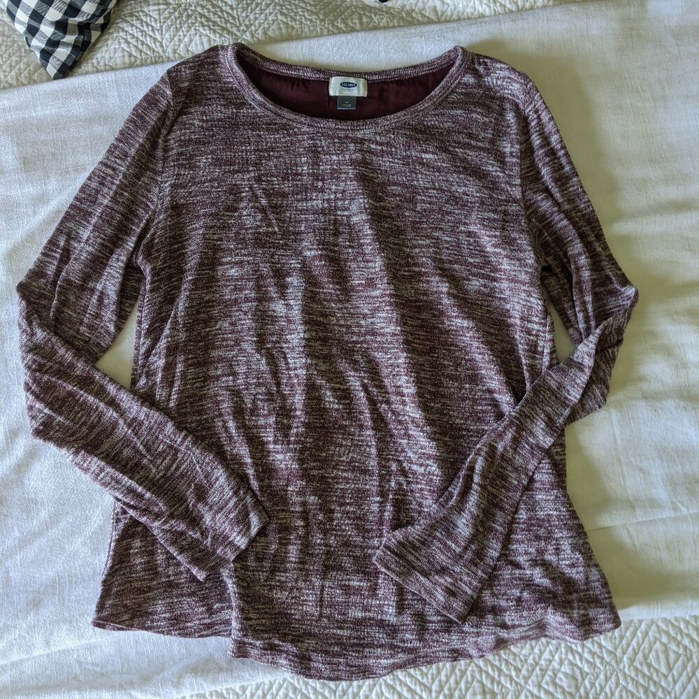 Old Navy burgundy top